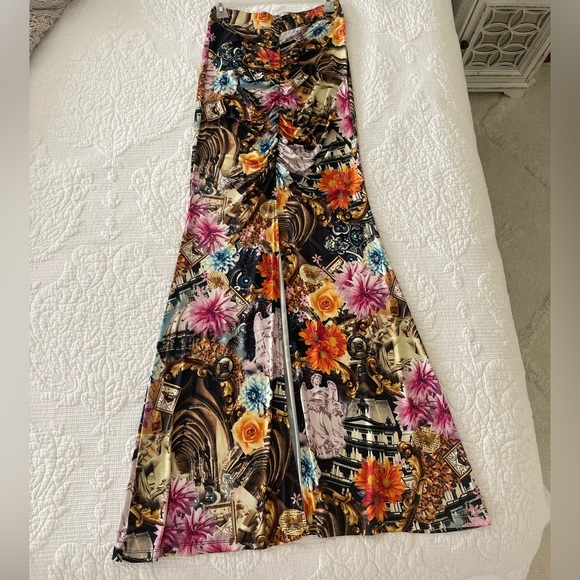 2-piece Summer Set (off the shoulder top and high waisted skirt with slit) - Picture 3 of 5